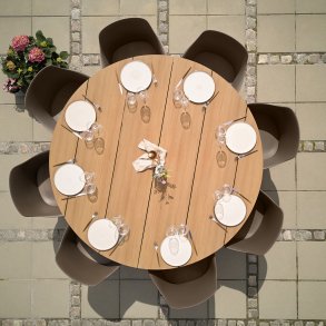 Vedligeholdelsesfrit havebord til 8 pers. m. stilfuldt stel i aluminium & holdbar bordplade i nonwood � 178 cm