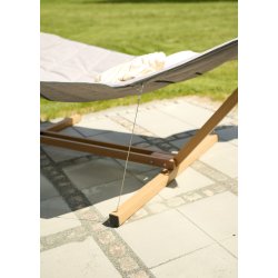 Hngmatta inkl. stativ. i galvaniserad metall som kan st ute ret om