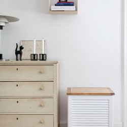 Classic Vasketjsboks - Hvid / Teak - Small